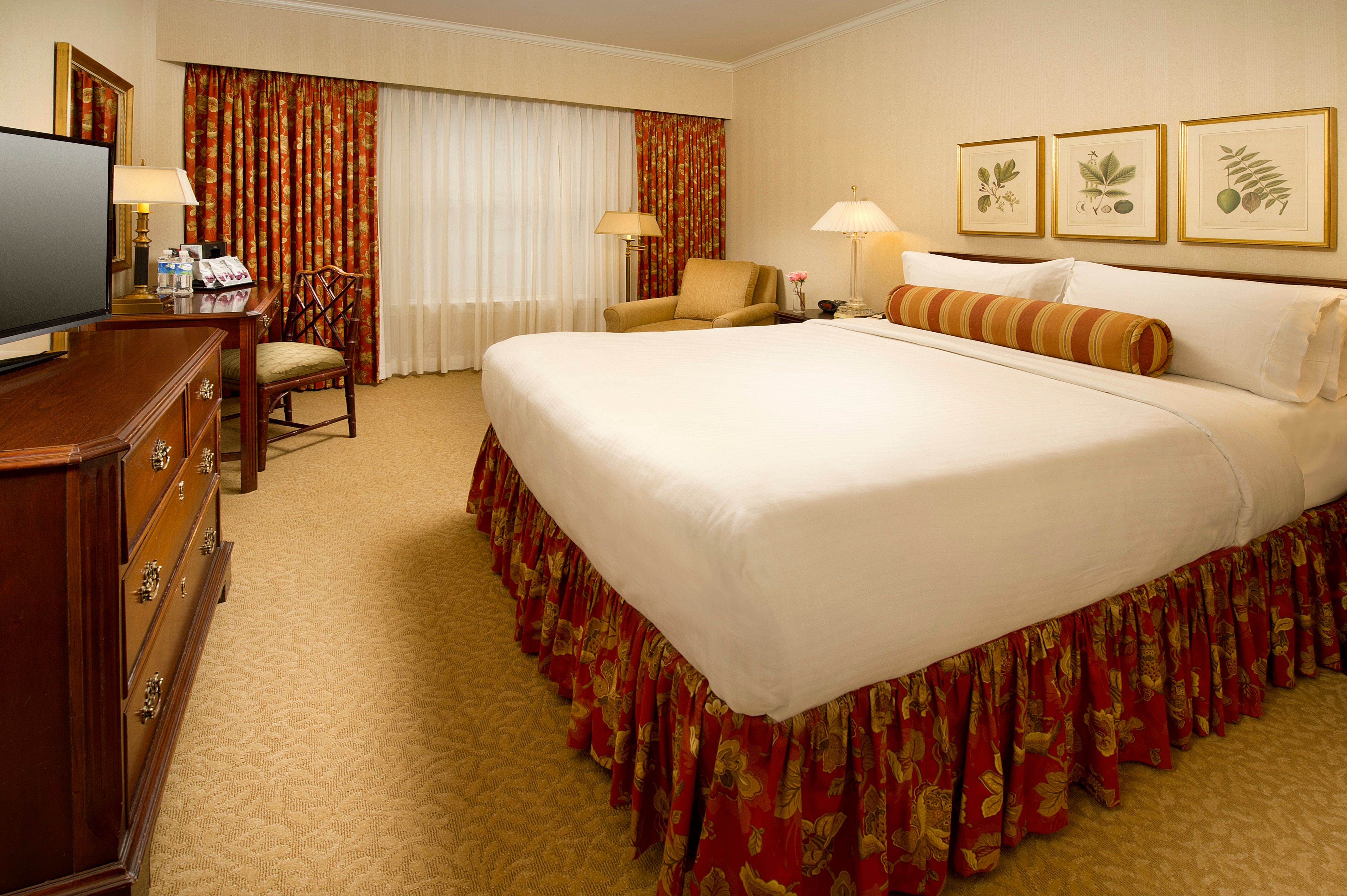 Mayflower Park Hotel — photo